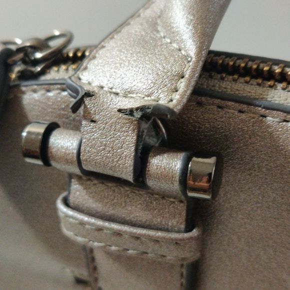 JustFab large silver glitter Hobo handle bag - Picture 5 of 12